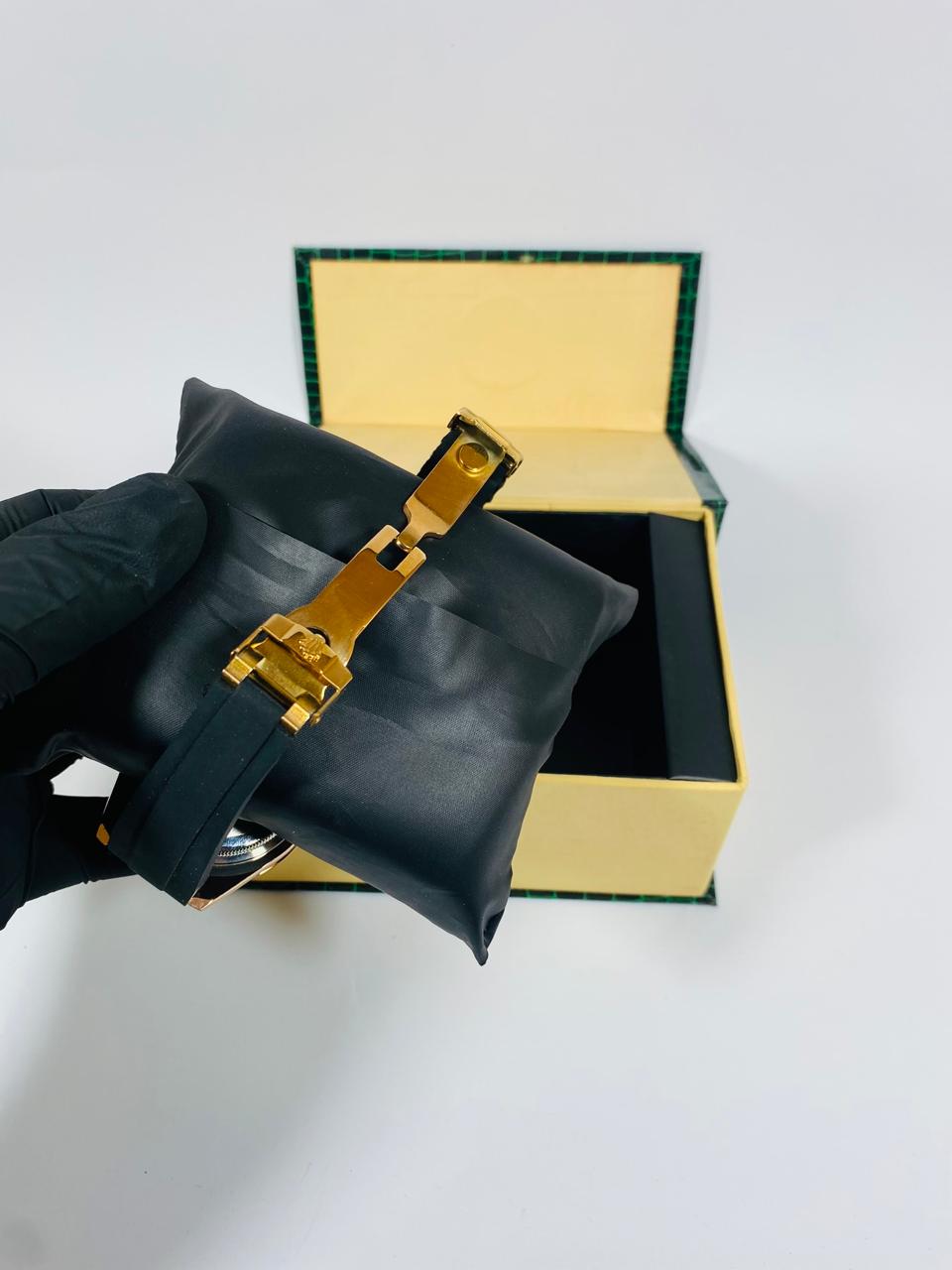 Rolex oyster perpetual date