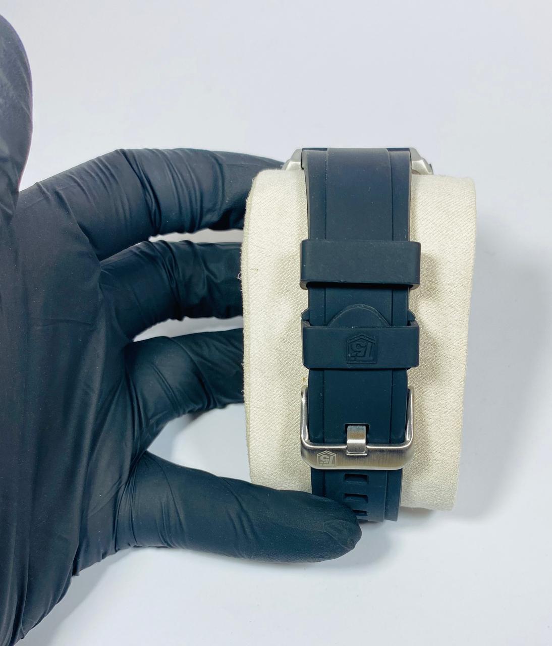 T5-Black water resistant