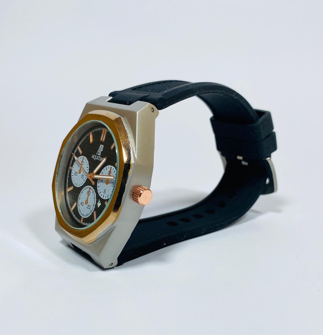 black strap aquatime